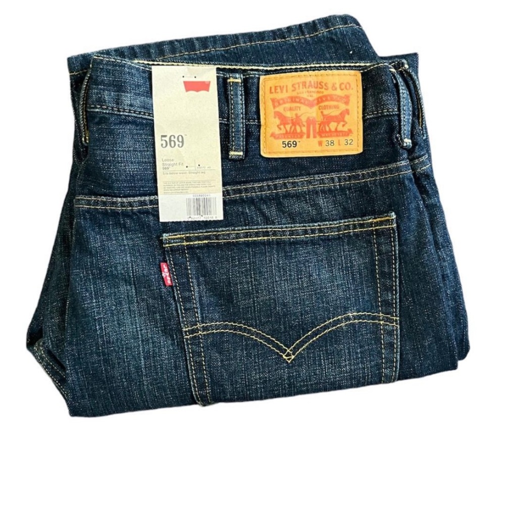 NEW WITH TAGS LEVIS 569 DARK WASH DENIM JEANS 38x32
